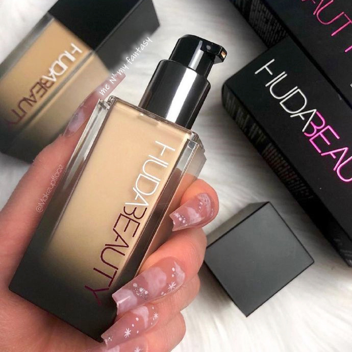 Base Luminosa Matte Fauxfilter - Huda Beauty Makeup Bag avaliação e preço
