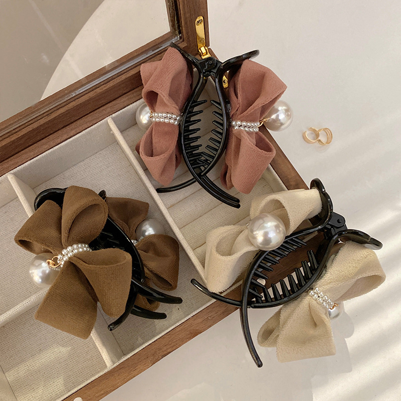 Pérola Bow Tie Cabelo Garra Cl - Beauty Makeup Wholesale avaliação e preço