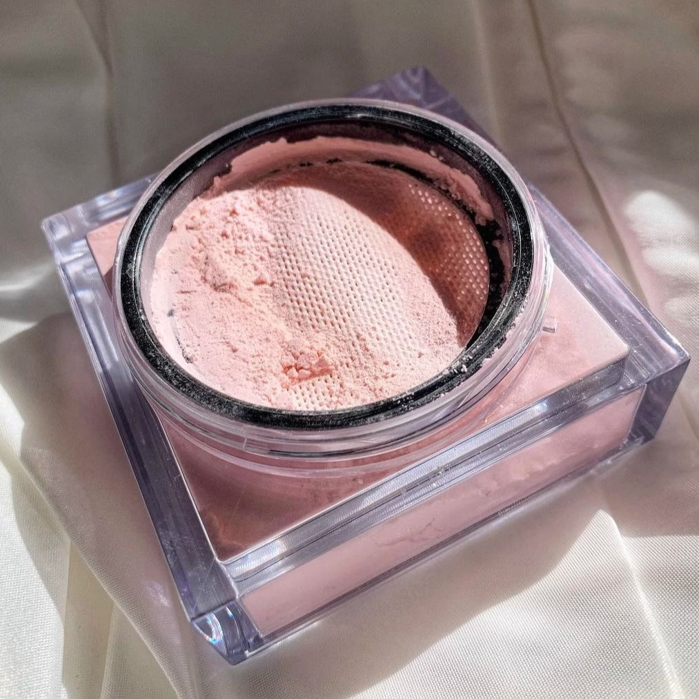 Huda Beauty pó solto para assa - Huda Beauty Makeup Bag avaliação e preço